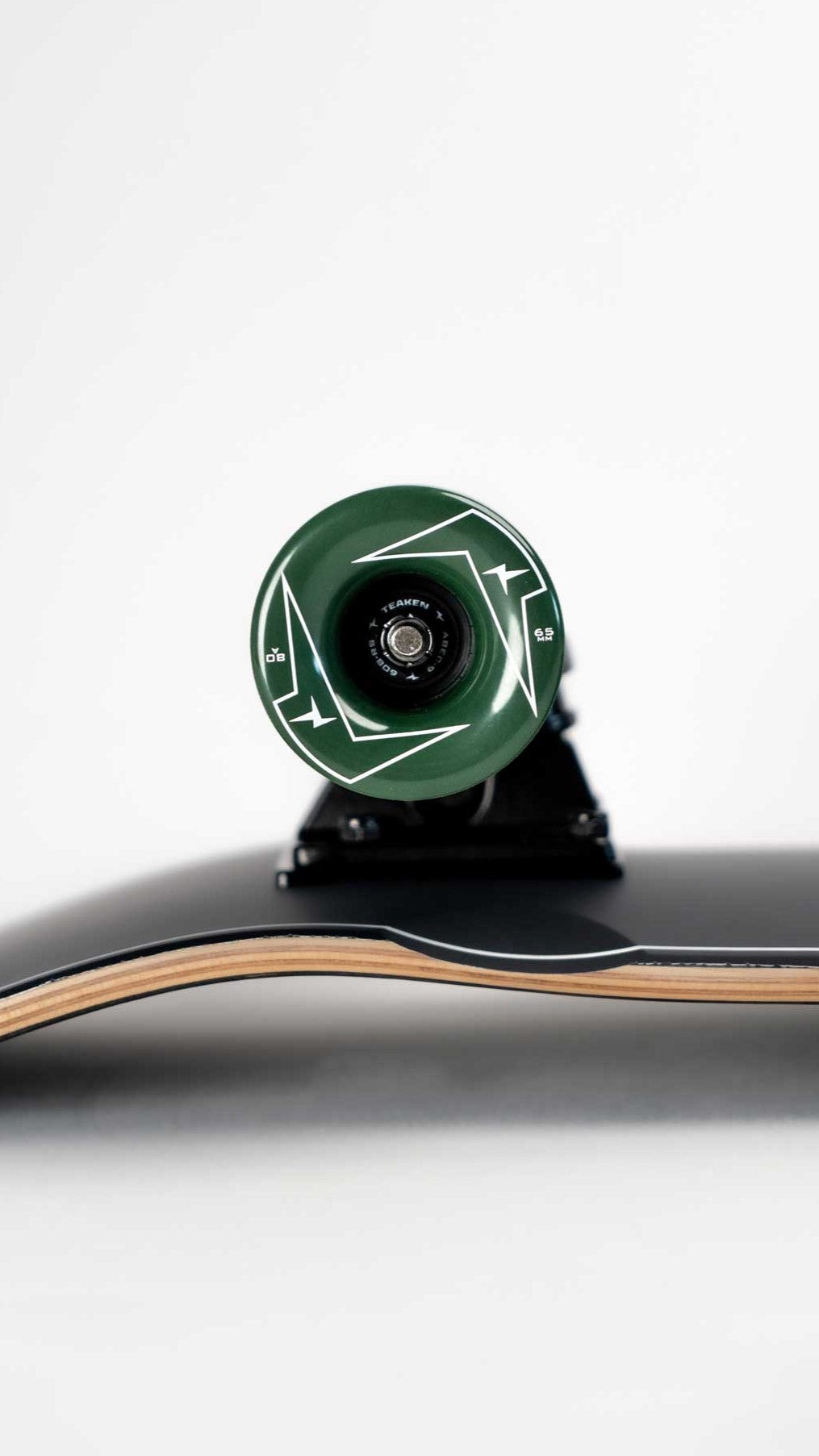 Shredder Skateboard-Green wheels