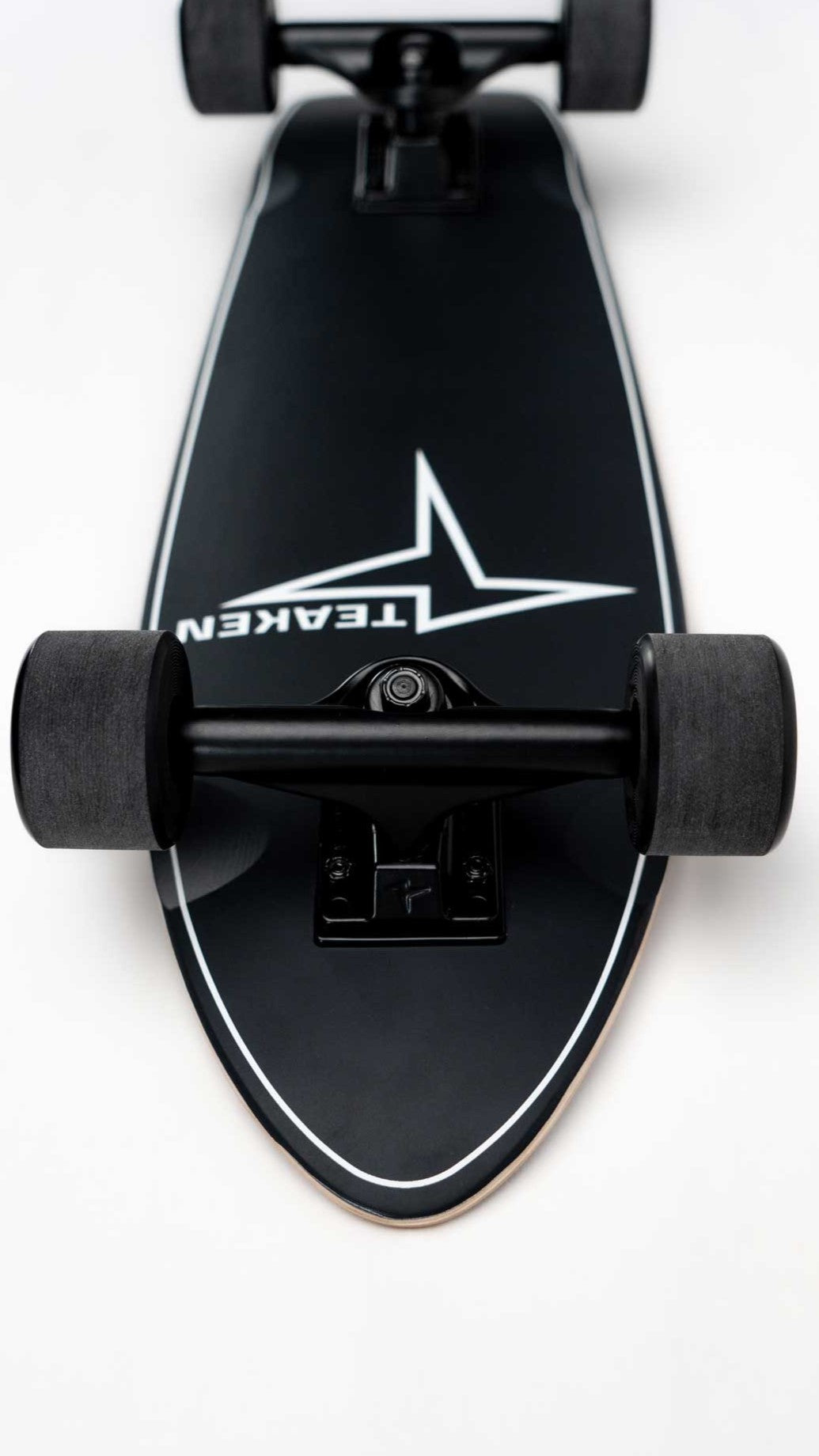 Groveler Leaf Skateboard Black Wheels